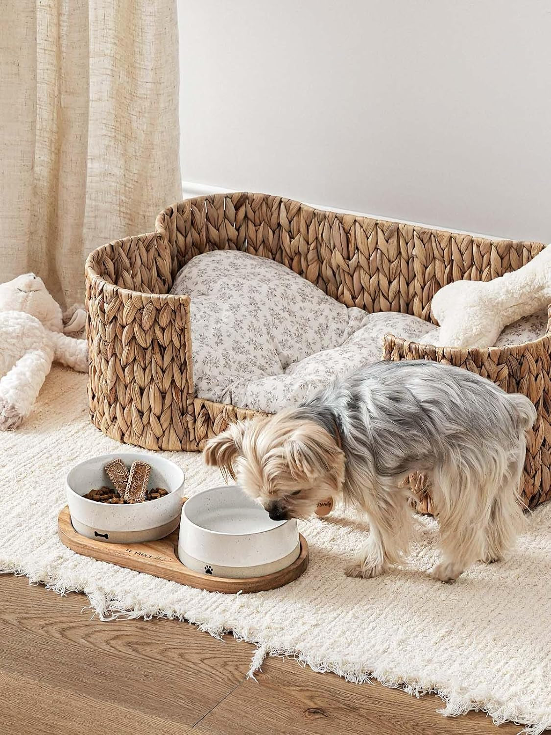 Ceramic Dog Bowl Set with Acacia Wood Tray, 2 Cup Food Bowl + 17 Oz Water Bowl, Weighted Non-Slip Feeding Station for Small Dogs & Cats